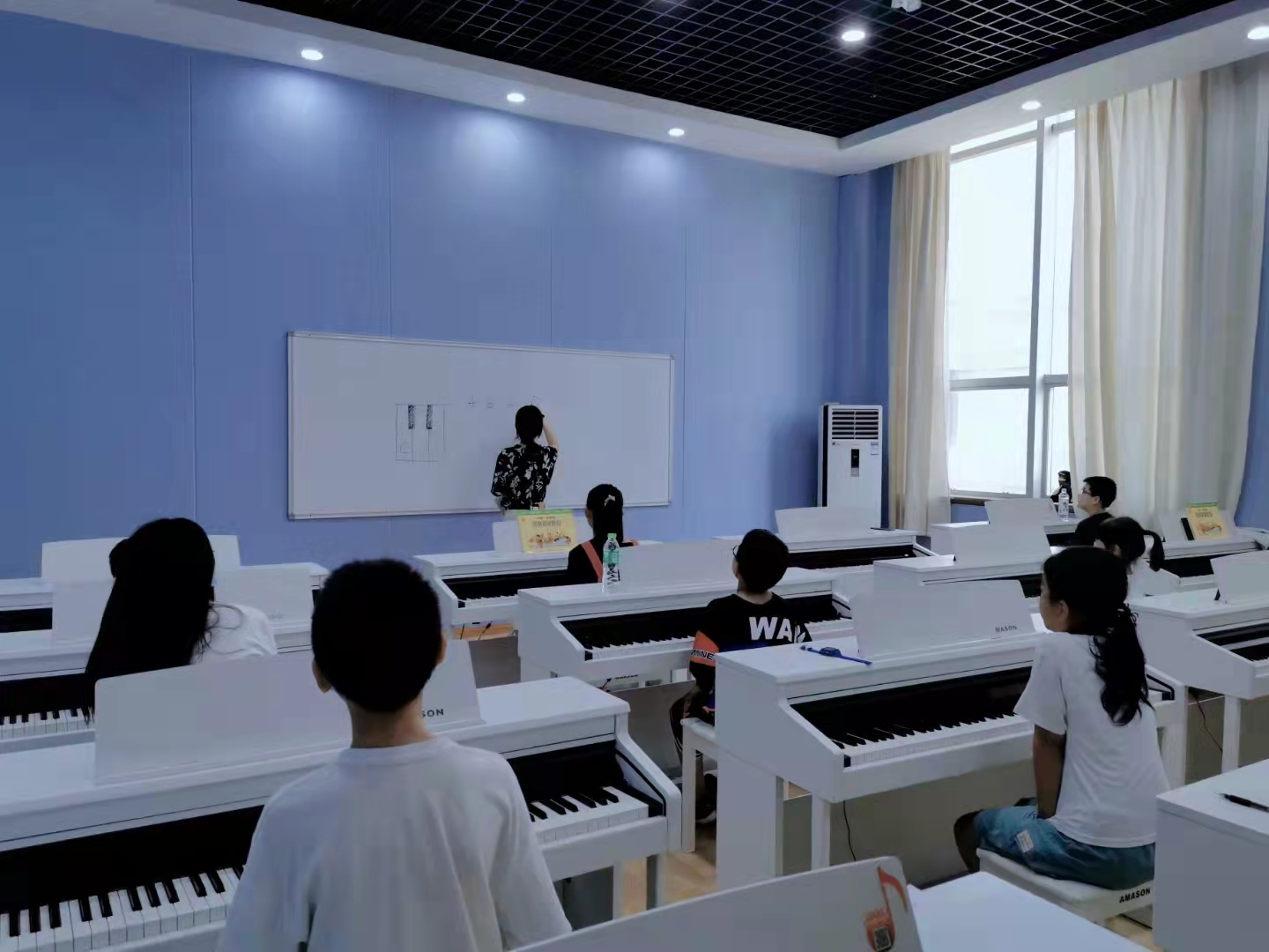 1639469095402075307.jpg 1639469095402075307.jpg